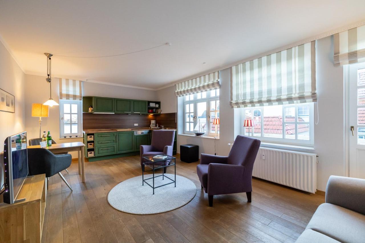 Wyk auf Föhr Villa Friedericia, Wohnung 3-Hochparterre Links מראה חיצוני תמונה