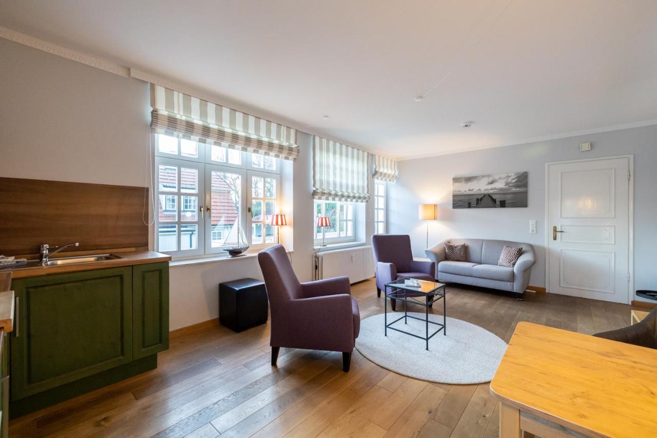 Wyk auf Föhr Villa Friedericia, Wohnung 3-Hochparterre Links מראה חיצוני תמונה