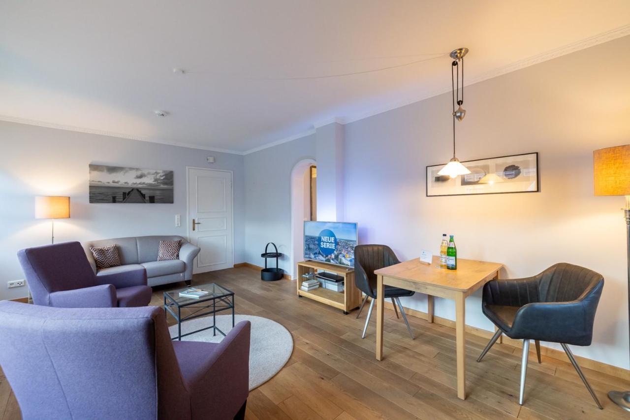 Wyk auf Föhr Villa Friedericia, Wohnung 3-Hochparterre Links מראה חיצוני תמונה